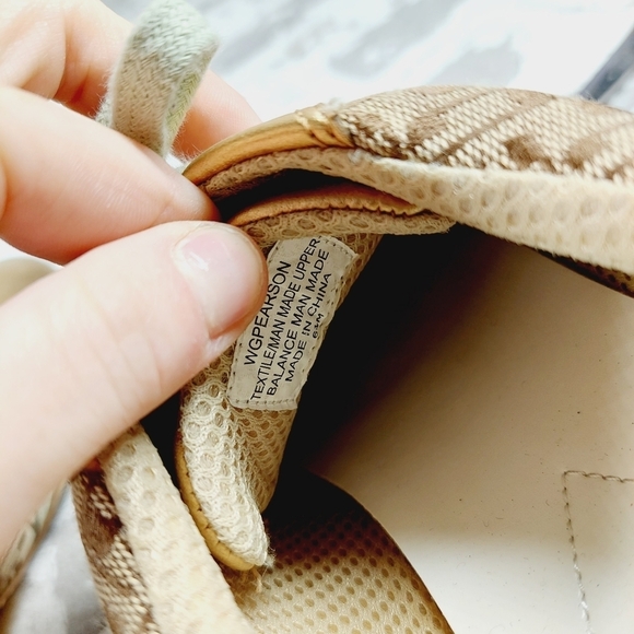 Guess W.G. Pearson Lace Up Metallic Gold Lace Up Athleisure Sneakers M553 - Picture 7 of 8